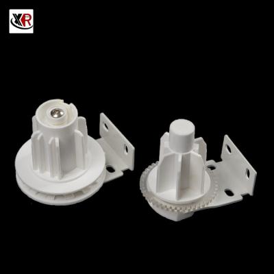 中国 Customized Plastic Roller Shade Hardware Parts Matched 4.5*6mm Chain 販売のため