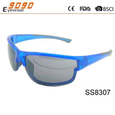 China 2017 unisex  new style sports sunglasses, made of  PC,  UV 400 protection lens for sale