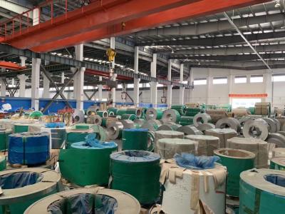 中国 JIS SUS301-CSP 1/4H 1/2H 3/4H FH EHはコイルのステンレス鋼のストリップを冷間圧延しました 販売のため