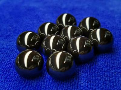 China Si3N4 Bearing Balls 17.4625mm G5 G10 Grinding Ceramic Balls For Distilling à venda