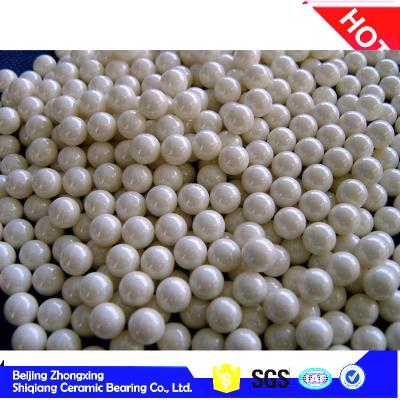 Chine Boule en céramique de zircone avec la constante diélectrique >25 et le coefficient 9,6 X 10-6/K de dilatation thermique à vendre
