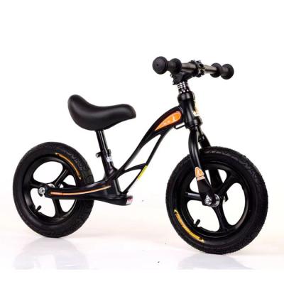 China Fashionable 2 Wheels No Pedal Kids Balance Bikes For 3-6 Years Old for sale