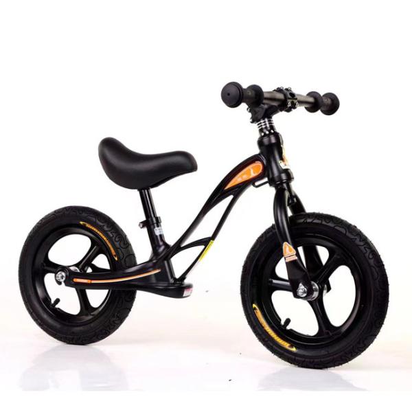 Quality Fashionable 2 Wheels No Pedal Kids Balance Bikes For 3-6 Years Old for sale