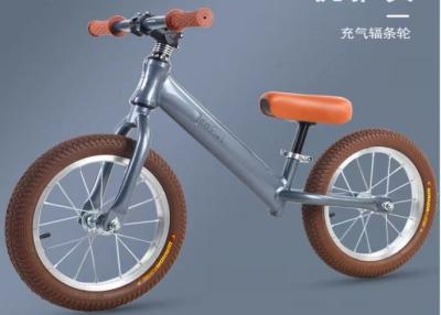 China Stylish 3-8 Years Kids Balance Bikes 12In High Carbon Steel Frame for sale