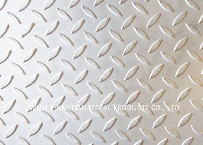 China 304 Checked Stainless Steel Surface Finish Corrosion Resistance construction Use for sale