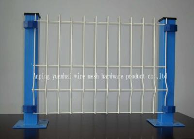 China Removable Garden Mesh Triangle Fence Panel Lightweight For Private Properties for sale