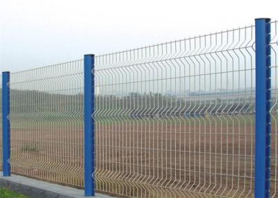 中国 粉によって塗られる溶接されたワイヤー庭の塀、金属の網の塀は角目にパネルをはめます 販売のため