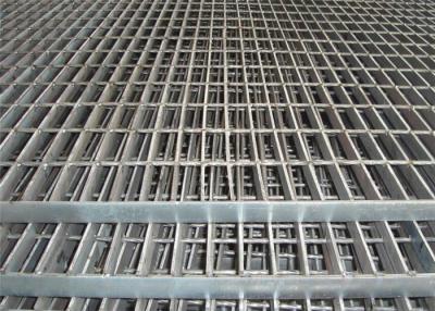 China Instalación fácil de rejilla de acero galvanizada calzada durable de la fragua del piso en venta