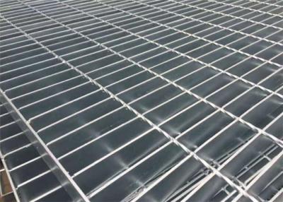 China Industrial Low Carbon Steel Walkway Grating Rain Drainage Open Easy Clean for sale