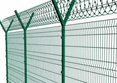 China 5.0mm Curved Beta Pvc Coated Garden Border Fence With Folds for sale