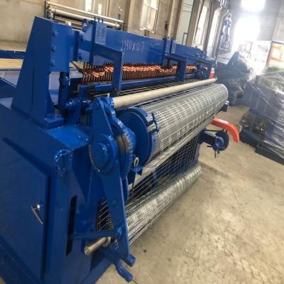 China 120m Roll Length Welded Wire Mesh Machine Synchronous Water Cooled Transformer for sale