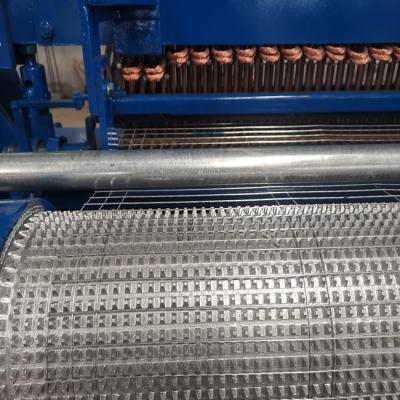 China Mountain 1/2x1/2 Welded Wire Mesh Fence Machine Automatic for sale