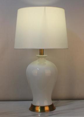China Modern Nordic Art Designer Table Lamp Model Room Hotel Decorative Table Lamp for sale