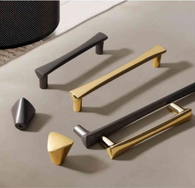 China Gold Nordic Kitchen Drawer Wardrobe Brass Pull Handles Embossing Knobs Furniture Cabinets Door Knurling Knurled Handle for sale