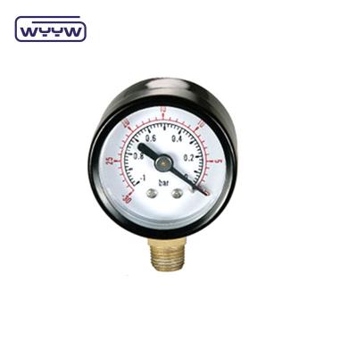 China -0.1-0mpa 40mm Pump Pressure Gauge Brass Connection Bottom Black Iron Case for sale