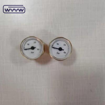 China Minitura-Bourdon-Tubendruckmessgerät Messing 28mm 315bar Mini-Luftdruckmessgerät für Paintball und PCP-Luftpistole zu verkaufen