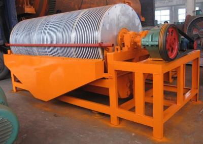 China Simple Structure Dry / Wet Drum Magnetic Separator Wide Range Of Granularity for sale