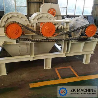 China Small Particle Material Dia 275mm 5.8TPH Double Roller Granulator for sale