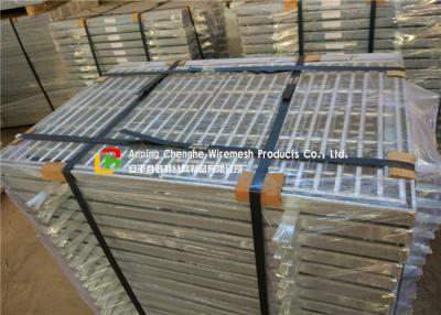 China Fish Tail Galvanized Steel Walkway Grating Iron Material High Strength for sale