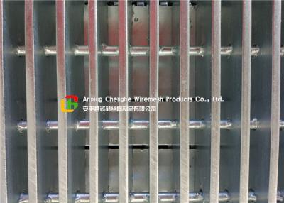 China Drain Hot Dipped Galvanized Steel Grating Great Load - Bearing Capacity for sale