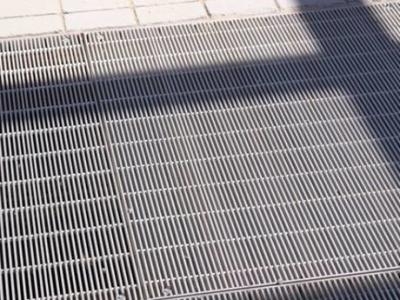 China Flat Steel Space 12mm Dense Welded Steel Walkway Grating for workshop for sale