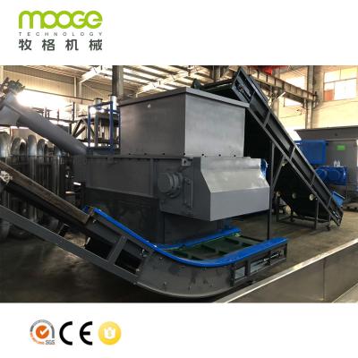 Cina macchina di plastica della trinciatrice 300-2000kg/H per il riciclaggio dell'industriale singolo dell'asse in vendita