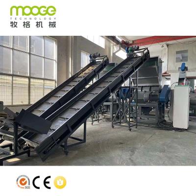 China Rubber Modular Belt Conveyor For Plastic Recycling Machine 800mm for sale