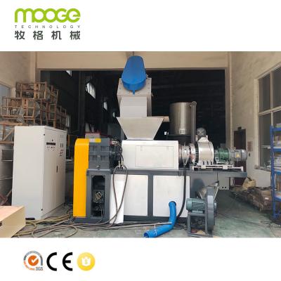 China Waste Granulating Plastic Pelletizing Machine Squeezing HDPE Pelletizing Machine for sale