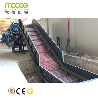 China Waste Plastic Chain Conveyor Machine Belt System Rubber For Plastic Crusher Machine for sale