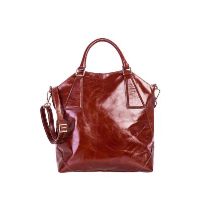 China Wine Red Leather Tote Handbags / Oil Leather Hobo Leather Handbags Big Volume for sale