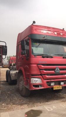 Chine marque de Sinotruck HOWO de camion de tracteur utilisée par mode d'entraînement 6x4 avec 3 Seat à vendre