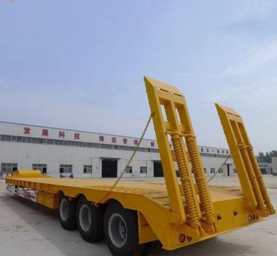 China remolques de la segunda mano de la capacidad de cargamento 50T semi con la cama plana de acero de carbono en venta