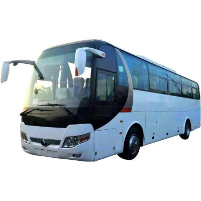 中国 使用されたYutongバスZK6110 51座席によって使用された観光バスの鋼鉄シャーシはステアリング両開きドアを去った 販売のため