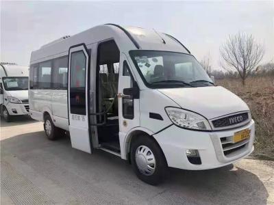 China Año usado y nuevo de la marca blanca de Iveco del microbús 15 de los asientos 129Hp del diesel 2016-2017 en venta