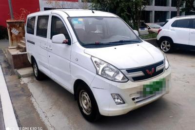 China 2016 Year 7 Seats Wuling Used Car Mini Bus Used Cars Gasoline Fuel LHD Drive for sale