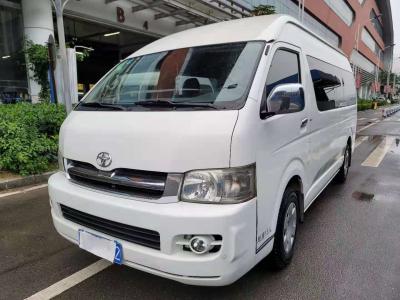 China 2012 Year 13 Seats Gasoline Toyota Hiace Used Mini Bus With Luxury Seat High Roof For Business for sale