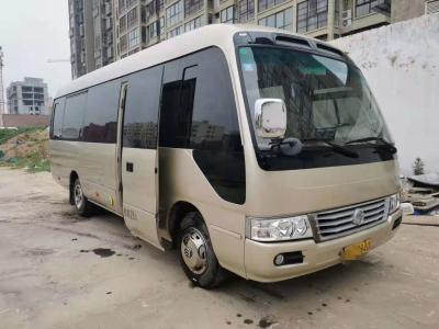 China Os assentos XML6729J15 de 2019 anos 28 usaram Dragon Coaster Bus dourado, motor usado de Mini Bus Coaster Bus With Hino para o negócio à venda