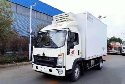 China HOWO Light Truck 4*2 Cummins Engine154hp Used Cargo Truck for sale