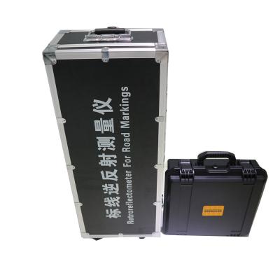 China Reflectómetro del OEM de la exactitud para la marca de camino con la barra del equipaje en venta