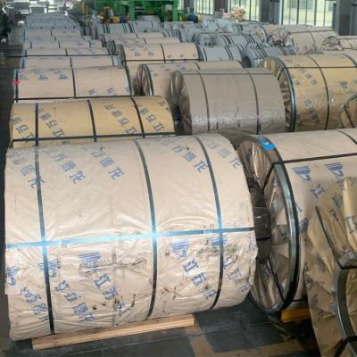 中国 JISはコイルの標準的な打つDecoilingの鋼板のコイルに電流を通した 販売のため