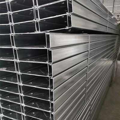 China La correa de acero inoxidable modificada para requisitos particulares del perfil de C galvanizó el haz de acero de H en venta