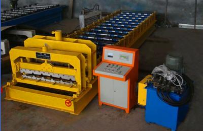 China Glasig-glänzende Fliesen-Maschine nach Maß/walzen die Formung der Maschine für farbiges Stahlblech kalt zu verkaufen