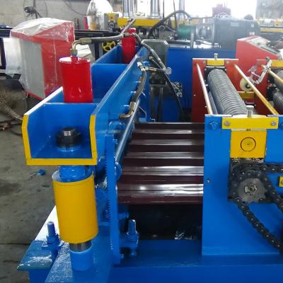 China Metalldeckungs-Blatt-Rolle, die Maschinerie-Schneider mit zwei Energie-Blau-Farbe der Schicht-4kw 3kw bildet zu verkaufen