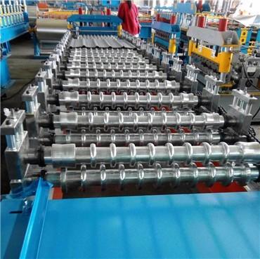 China PLC System Roof Roll Forming Machine / Metal Roofing Forming Machine 7.5KW Hydraulic Power for sale