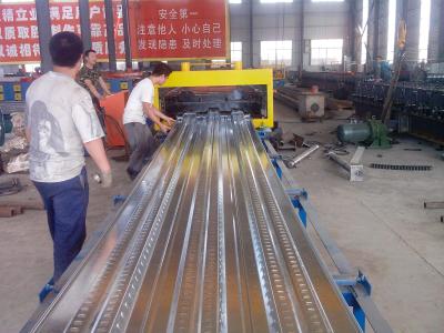 China Roof Tile Floor Decking Iron Sheet Making Machine With 5.5 KW Servo Motor for sale