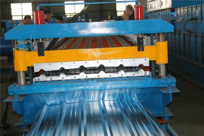 China Mould Hydraulic Cutting Roof Panel Roll Forming Machine 15M / Min Speed for sale
