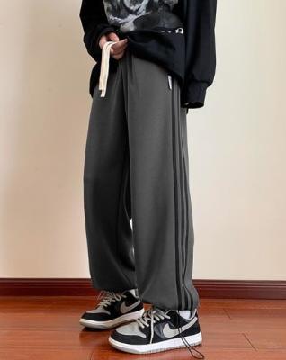 Chine Pantalon 100% tissé occasionnel de polyester de S de Men de fabricant de vêtement de petite quantité ' 3-Stripes à vendre