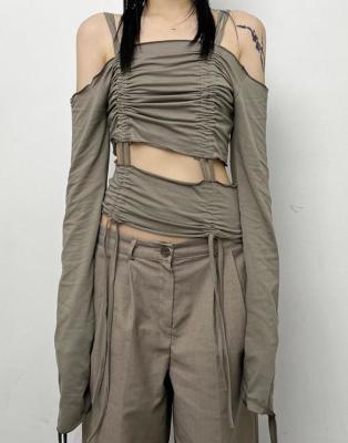 Китай Женщин фабрики одеяния -- плечо изготовленных на заказ плиссировало Длинн-Sleeved неубедительную верхнюю часть блузки слинга продается