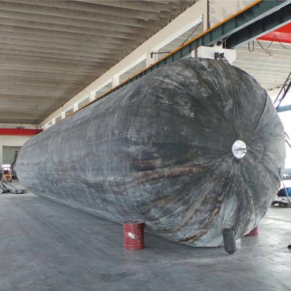 Quality Durable Ship Launching Airbags Cylindrical Shape For Shipbuilding Ship Repair for sale