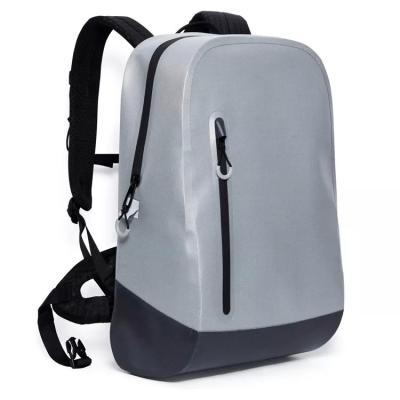 China Rainy Day Waterproof Dry Backpack Airtight Zipper 840D TPU Grey Color for sale